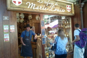 alt=French Conversation with Local Shop Keeper