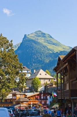 Morzine mountain view on our Learn French France immersion course